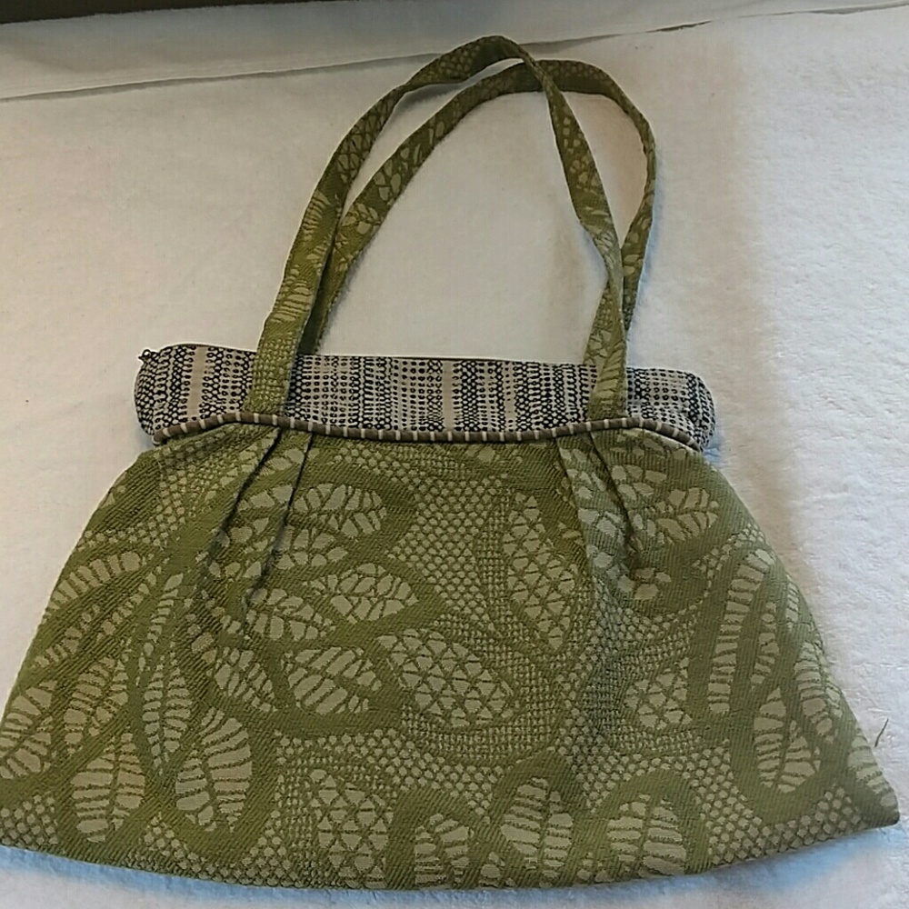 Maruca handcrafted shoulder bag